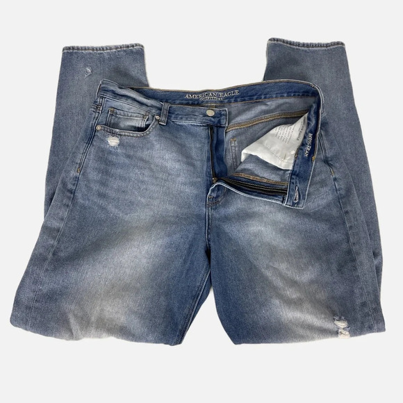 American Eagle Women’s Mom Jeans Hi Rise Straight Destroyed Faded Size 14 X-long - Picture 4 of 14